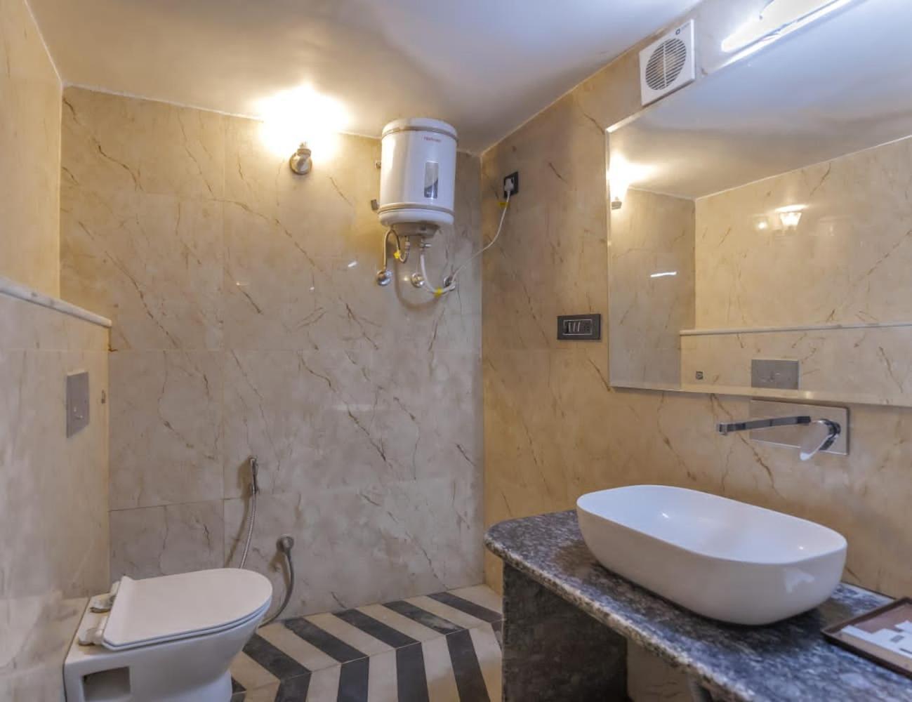 Mewar Palace Resort And Spa Udaipur Kültér fotó