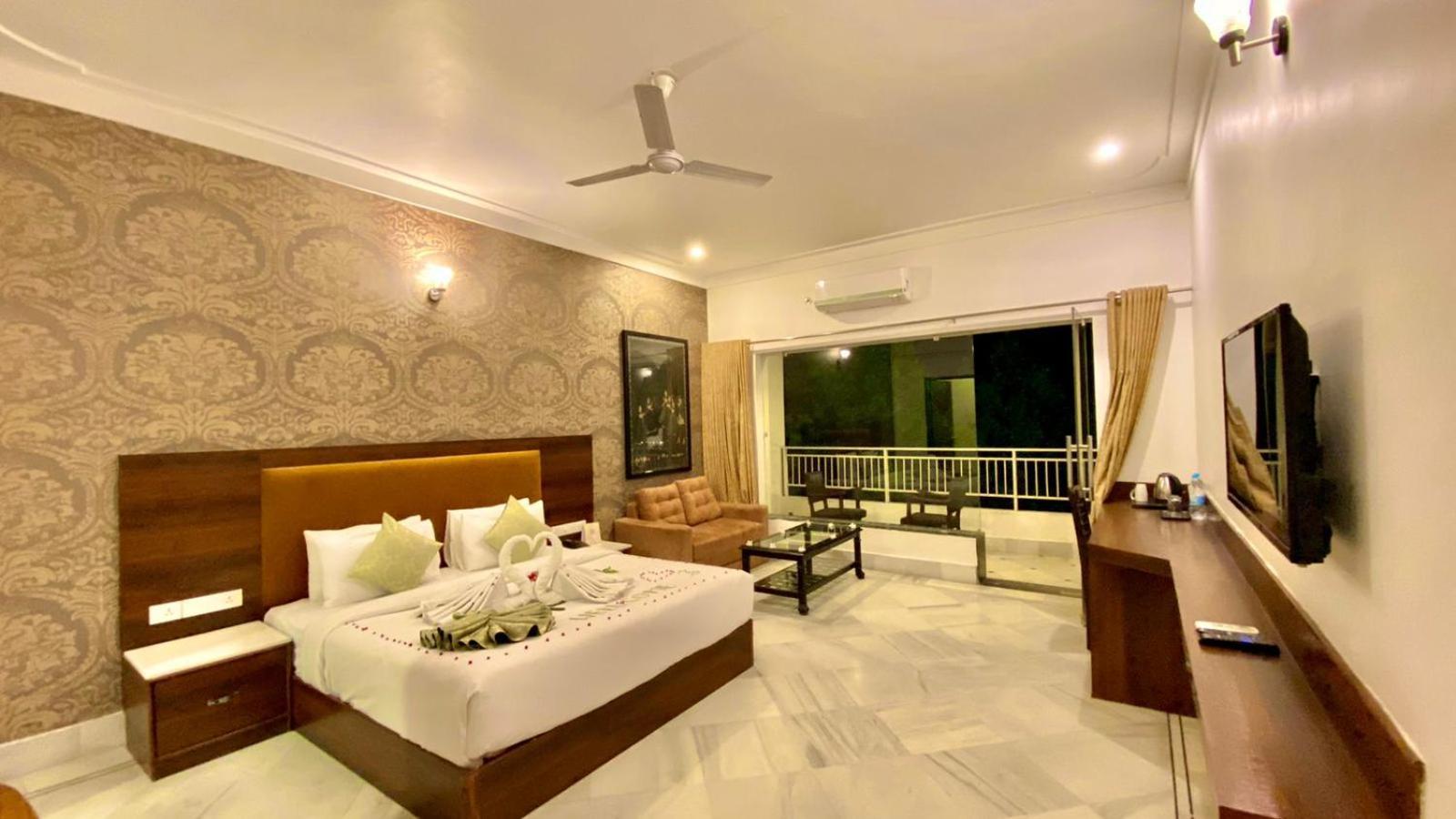 Mewar Palace Resort And Spa Udaipur Kültér fotó