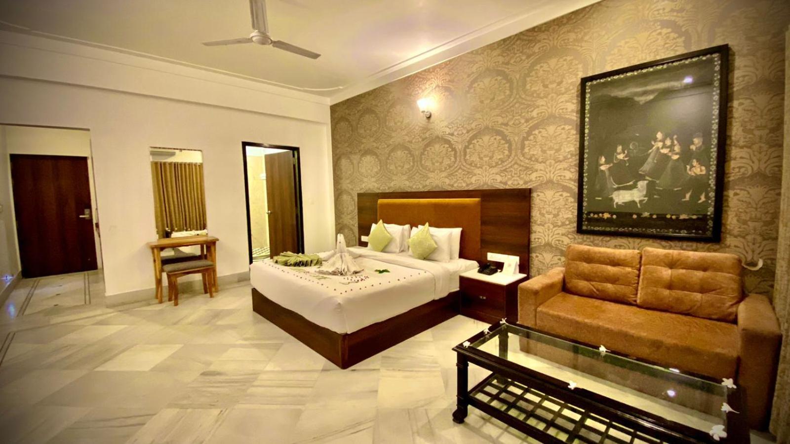Mewar Palace Resort And Spa Udaipur Kültér fotó