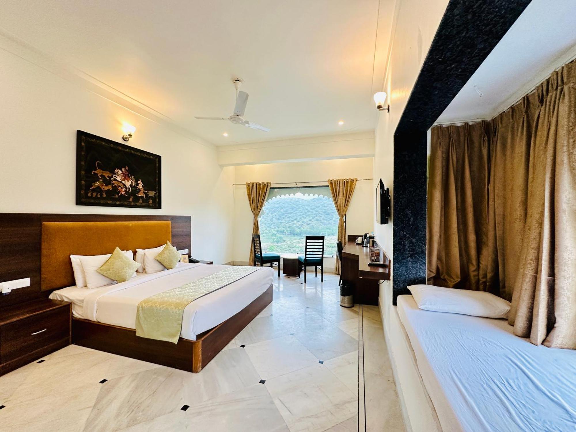 Mewar Palace Resort And Spa Udaipur Kültér fotó