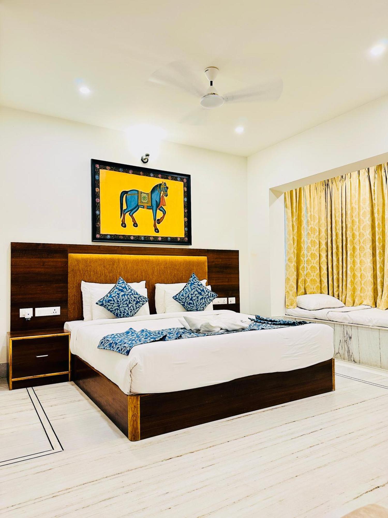 Mewar Palace Resort And Spa Udaipur Kültér fotó